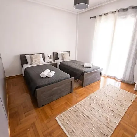 The Waves Apartment Monodhendrion