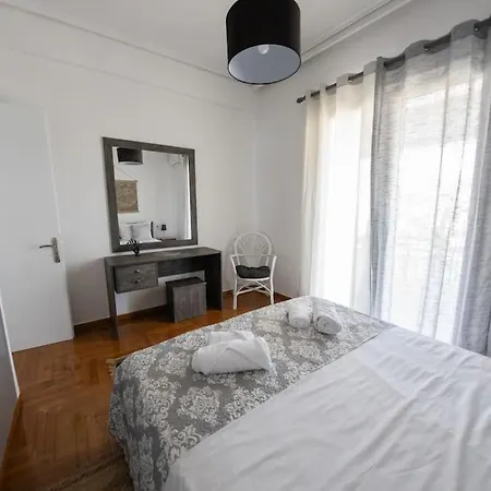 The Waves Monodhendrion