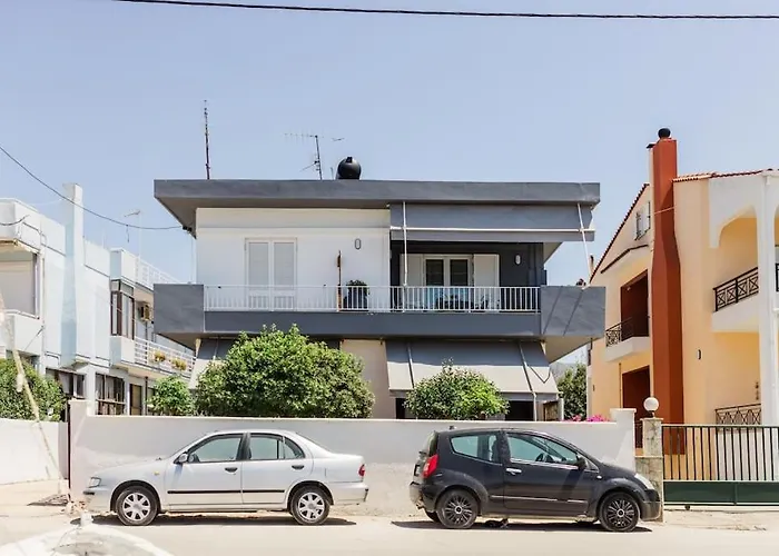 The Waves Monodhéndrion